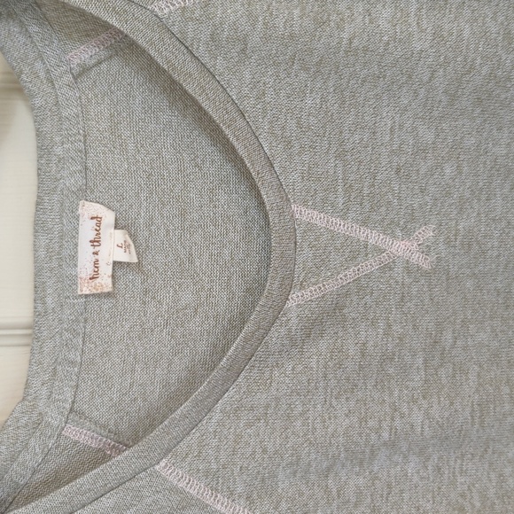 Hem & Thread Top - Large - Picture 2 of 6